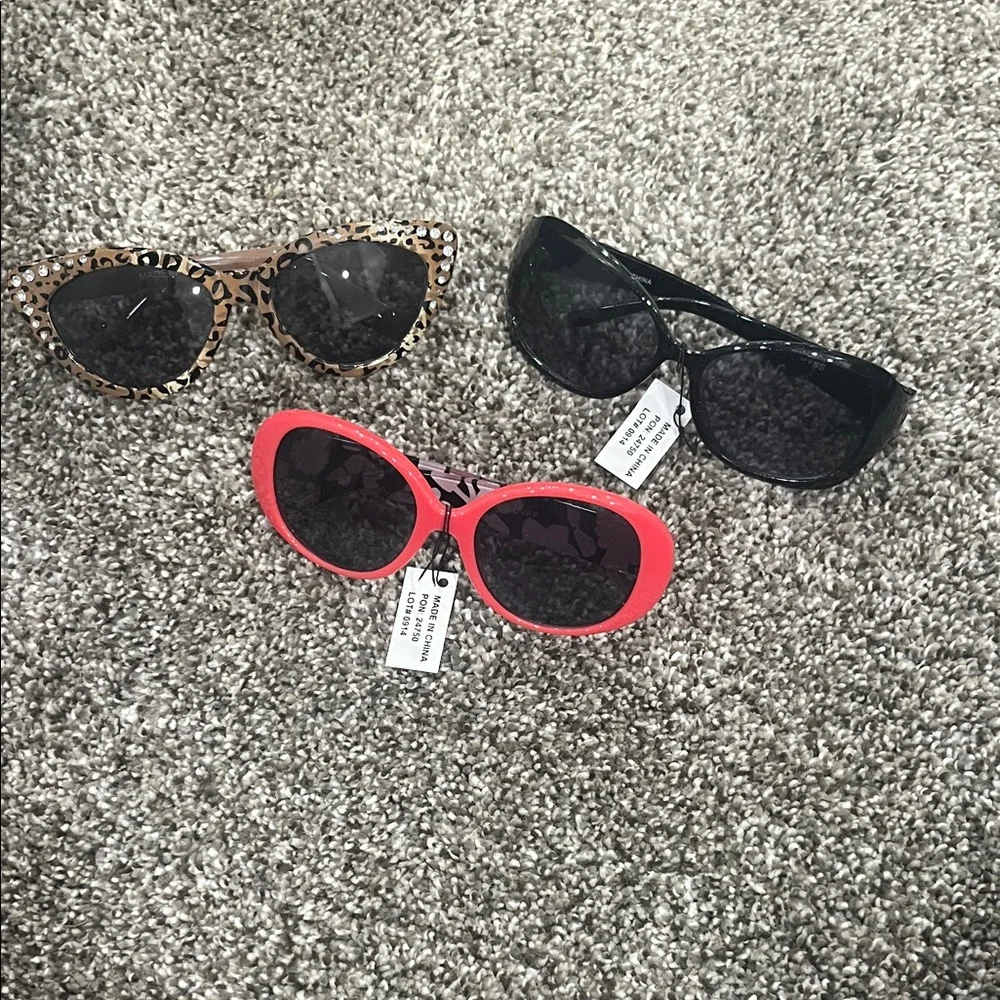 Stylish Kids Sunglasses Set - Leopard, Black, and Red